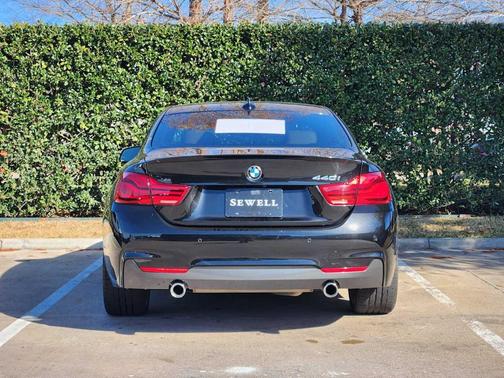 2019 BMW 440 i