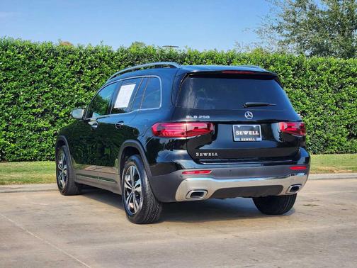 2025 Mercedes-Benz GLB 250 Base