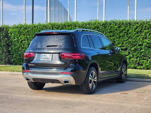 2025 Mercedes-Benz GLB 250 Base