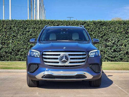 2026 Mercedes-Benz GLS 450 4MATIC