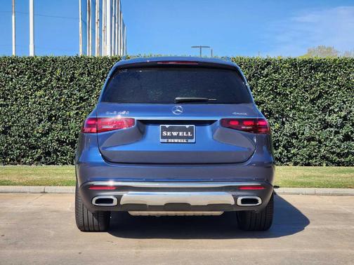 2026 Mercedes-Benz GLS 450 4MATIC