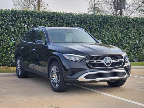 2026 Mercedes-Benz GLC 300 Base