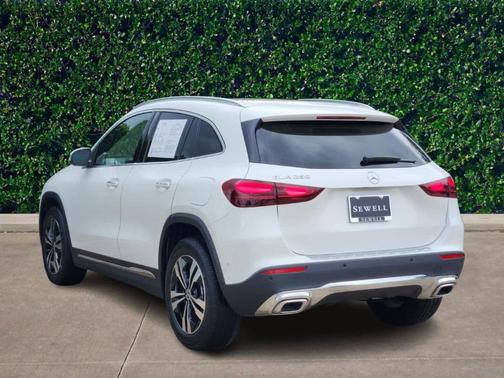 2025 Mercedes-Benz GLA 250 Base