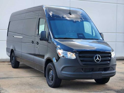 2025 Mercedes-Benz Sprinter 2500 