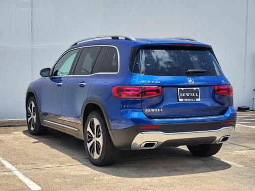 2025 Mercedes-Benz GLB 250 Base