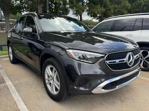 2025 Mercedes-Benz GLC 300 Base
