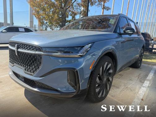 2025 Lincoln Nautilus Reserve