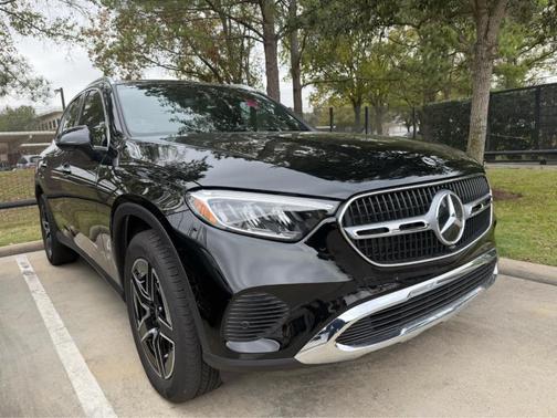 2026 Mercedes-Benz GLC 300 Base