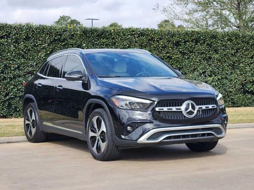 2025 Mercedes-Benz GLA 250 Base