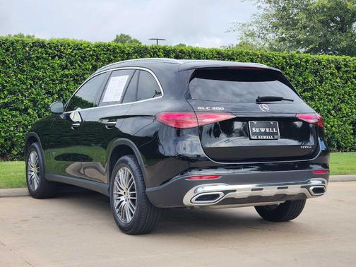 Black 2026 Mercedes-Benz GLC 300 Base