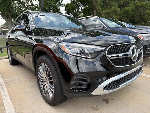Black 2026 Mercedes-Benz GLC 300 Base