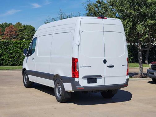 2025 Mercedes-Benz Sprinter 2500 
