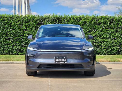 2026 Tesla Model Y Long Range