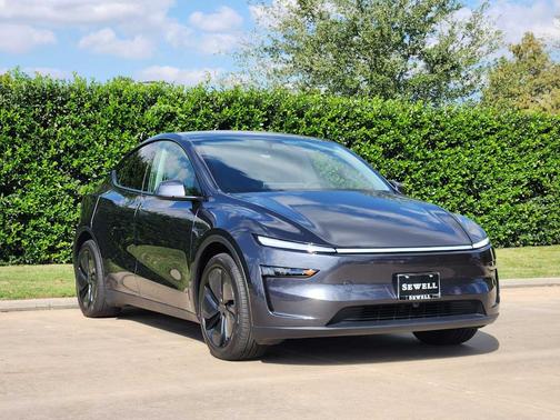 2026 Tesla Model Y Long Range