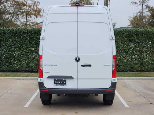 2025 Mercedes-Benz Sprinter 2500 