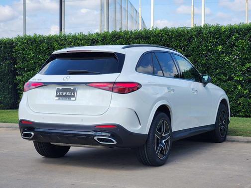 Polar White 2023 Mercedes-Benz GLC 300 Base