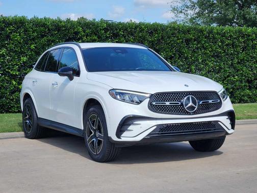 Polar White 2023 Mercedes-Benz GLC 300 Base