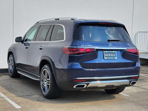 2026 Mercedes-Benz GLS 450 