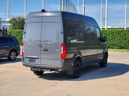 2025 Mercedes-Benz Sprinter 2500 