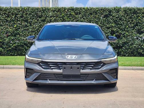 Gray 2025 Hyundai ELANTRA SEL Sport