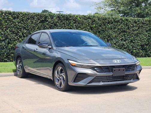 Gray 2025 Hyundai ELANTRA SEL Sport