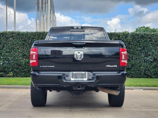 Diamond Black 2023 RAM 2500 Limited