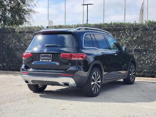 2022 Mercedes-Benz GLB 250 Base