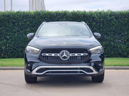 Midnight Black 2026 Mercedes-Benz GLA 250 Base