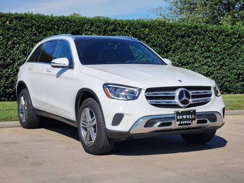 Polar White 2022 Mercedes-Benz GLC 300 Base 4MATIC