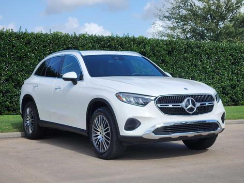 2025 Mercedes-Benz GLC 300 Base