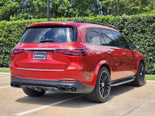 2025 Mercedes-Benz AMG GLS 63 Base