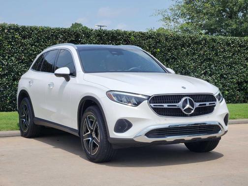 Polar White 2026 Mercedes-Benz GLC 300 Base 4MATIC