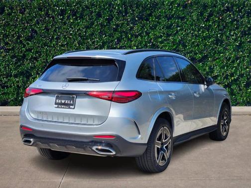 2025 Mercedes-Benz GLC 300 Base