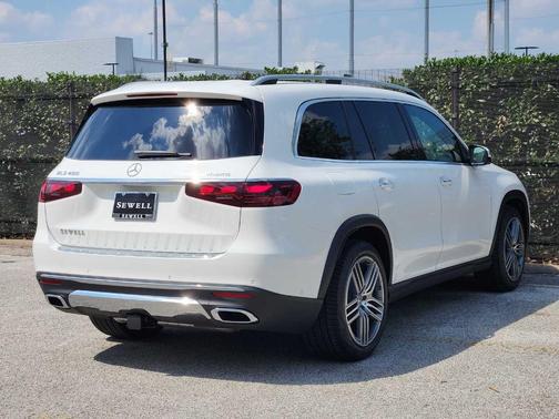 2025 Mercedes-Benz GLS 450 4MATIC