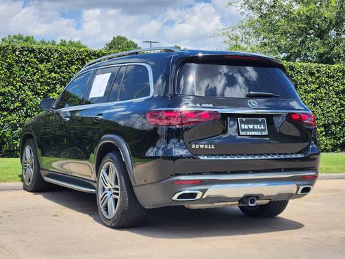 Black 2026 Mercedes-Benz GLS 450 4MATIC