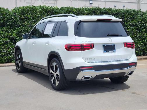 2025 Mercedes-Benz GLB 250 Base