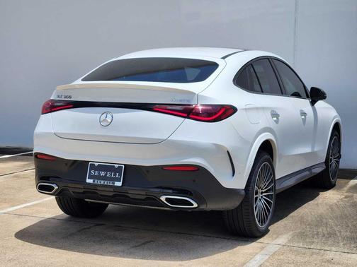 2025 Mercedes-Benz GLC 300 4MATIC Coupe