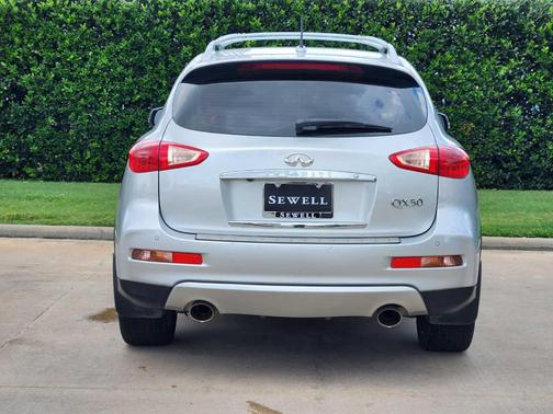 2017 INFINITI QX50 Base