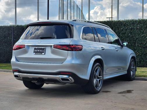 2025 Mercedes-Benz GLS 450 4MATIC