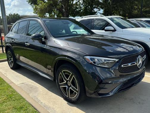 2025 Mercedes-Benz GLC 300 Base
