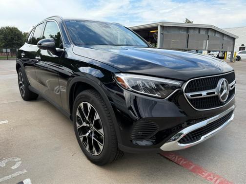 2025 Mercedes-Benz GLC 350e Base 4MATIC