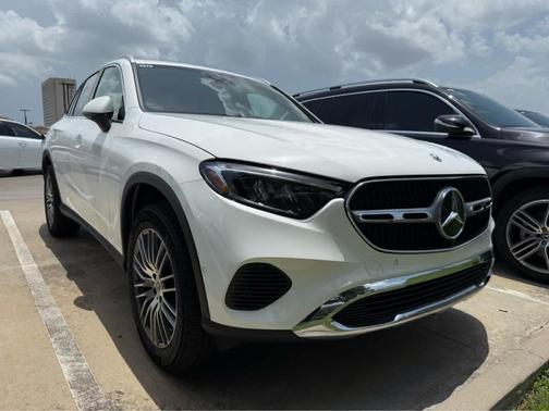 2025 Mercedes-Benz GLC 300 Base