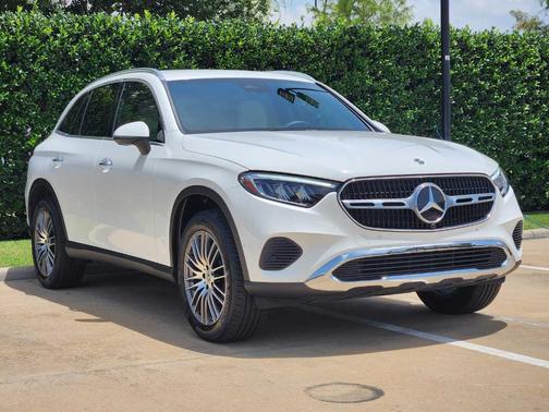 2025 Mercedes-Benz GLC 300 Base