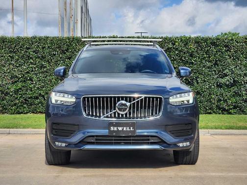 Denim Blue Metallic 2020 Volvo XC90 T6 Momentum 6 Passenger