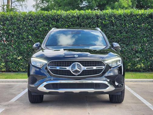 Black 2026 Mercedes-Benz GLC 300 Base