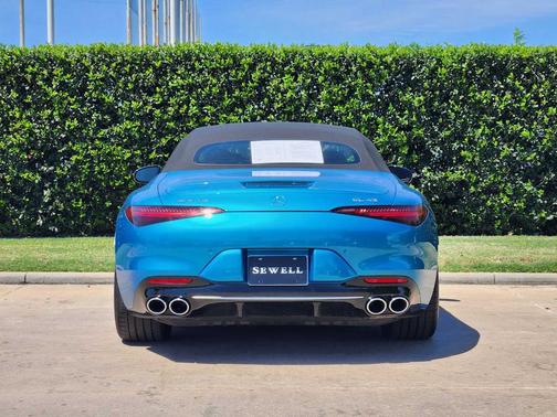 2023 Mercedes-Benz AMG SL 43 Base