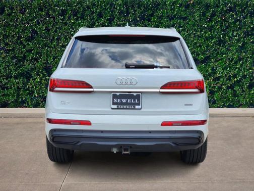 2020 Audi Q7 55 Premium Plus