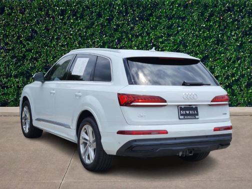 2020 Audi Q7 55 Premium Plus