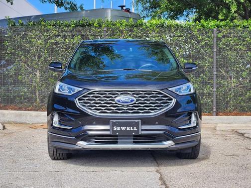 Agate Black 2020 Ford Edge Titanium