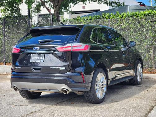 Agate Black 2020 Ford Edge Titanium